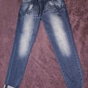 Ladies Blue Jeans